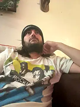 Snapshot of crashnasty chatting on 10-17-25, 03:54 crashnasty online show from 10-17-25, 03:54