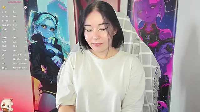 MargarettRose online show from 10-27-25, 02:45