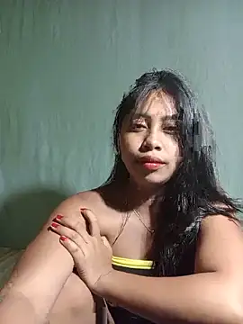 Snapshot of UrSweetAsianLady_02 chatting on 06-18-26, 12:21 UrSweetAsianLady 02 online show from 06-18-26, 12:21