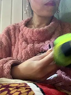 tuyetnhi-00 online show from 01-06-26, 02:04