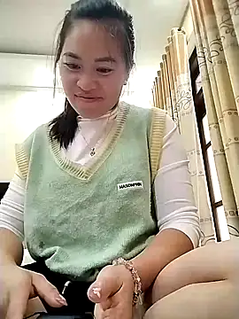 tuyetnhi-00 online show from 11-05-25, 12:47