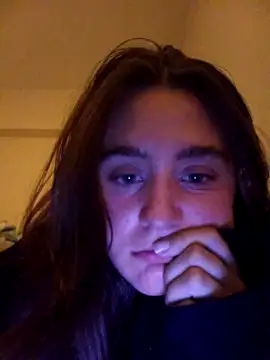 freakylittlebitch69 online show from 09-09-25, 02:10