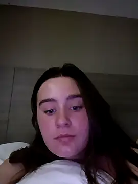 freakylittlebitch69 online show from 10-06-25, 09:04