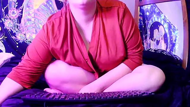 Princessblazed444 online show from 06-18-26, 08:47