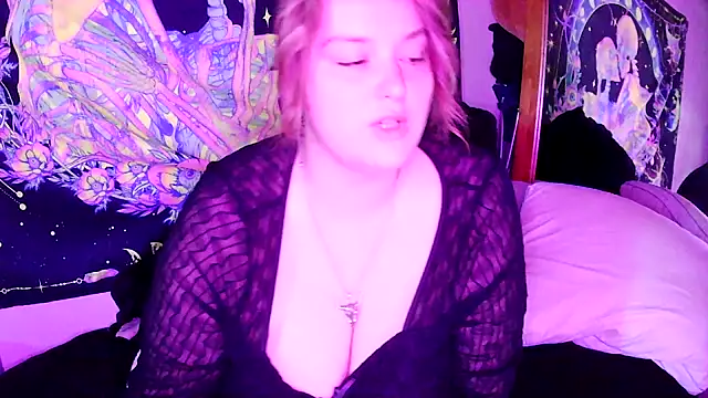 Princessblazed444 online show from 05-09-26, 05:49