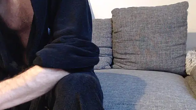 Snapshot of sexpourvous chatting on 10-14-25, 06:25 sexpourvous online show from 10-14-25, 06:25