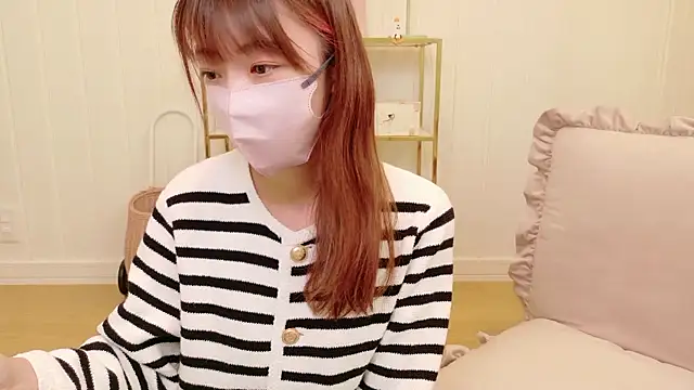 SUZU 1201 online show from 09-19-25, 04:05