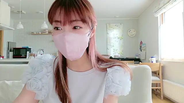 SUZU 1201 online show from 05-15-26, 12:41
