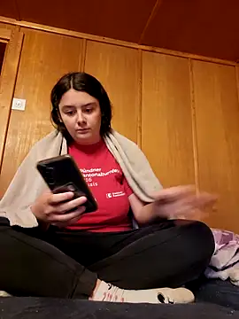 YoungLiisaxx online show from 10-24-25, 06:23