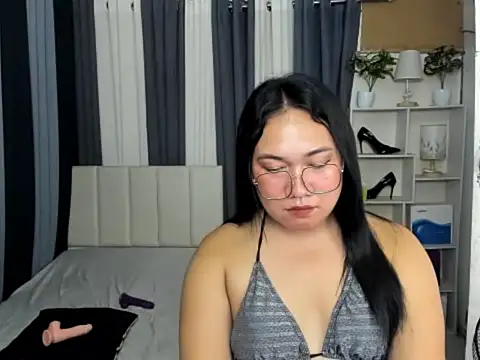 TsUncutKaren online show from 03-08-26, 02:31