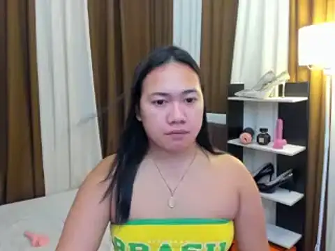 TsUncutKaren online show from 12-19-25, 05:48