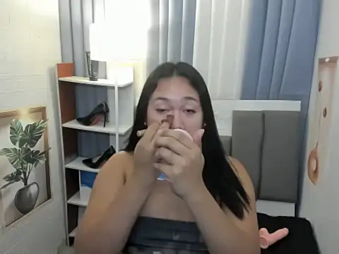 TsUncutKaren online show from 12-05-25, 04:49