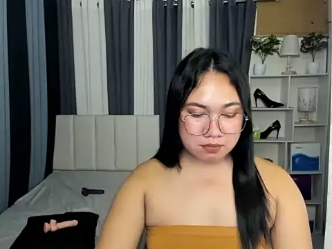 TsUncutKaren online show from 03-07-26, 06:13