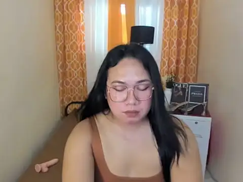 TsUncutKaren online show from 04-13-26, 05:44