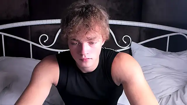 ChaseMuscular online show from 09-25-25, 10:32