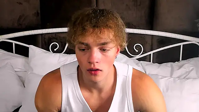 ChaseMuscular online show from 10-15-25, 08:28