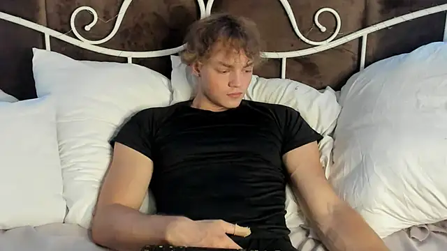 ChaseMuscular online show from 10-02-25, 10:40