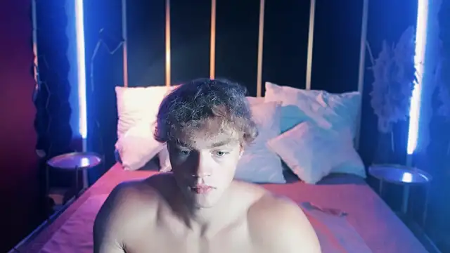 ChaseMuscular online show from 09-21-25, 10:31