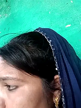 Snapshot of Priya_tyagi chatting on 09-23-25, 12:01 Priya tyagi online show from 09-23-25, 12:01