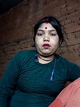 Snapshot of Priya_tyagi chatting on 09-30-25, 08:48 Priya tyagi online show from 09-30-25, 08:48