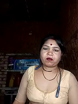 Snapshot of Priya_tyagi chatting on 09-16-25, 10:33 Priya tyagi online show from 09-16-25, 10:33