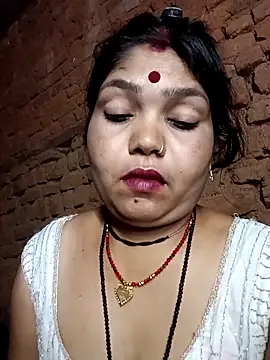 Snapshot of Priya_tyagi chatting on 09-26-25, 06:48 Priya tyagi online show from 09-26-25, 06:48