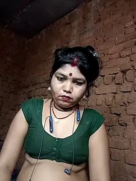 Snapshot of Priya_tyagi chatting on 10-08-25, 10:54 Priya tyagi online show from 10-08-25, 10:54