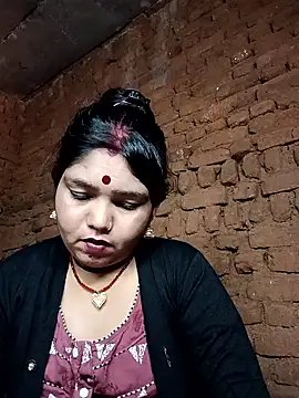 Snapshot of Priya_tyagi chatting on 10-05-25, 06:48 Priya tyagi online show from 10-05-25, 06:48
