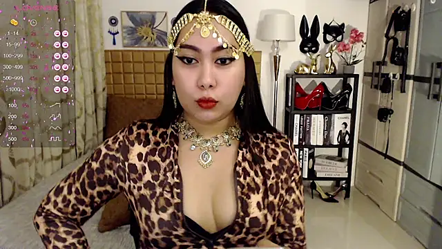 iamyourfantasyxx online show from 06-12-26, 01:53