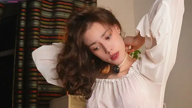 ttragedienne online show from 11-17-25, 01:26