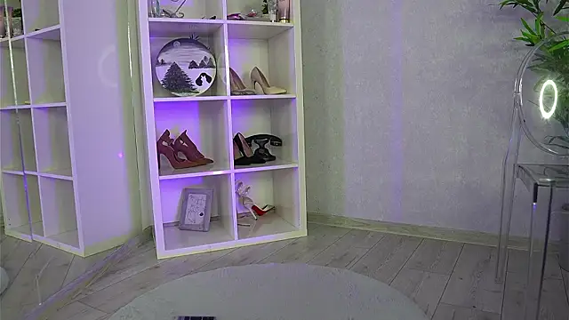 EveWilder online show from 02-05-26, 05:47