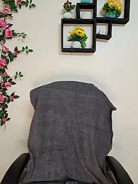 ariya-03 online show from 12-23-25, 09:19