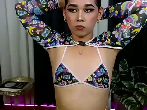 Snapshot of Kiethmadison_Miller chatting on 09-21-25, 01:49 Kiethmadison Miller online show from 09-21-25, 01:49