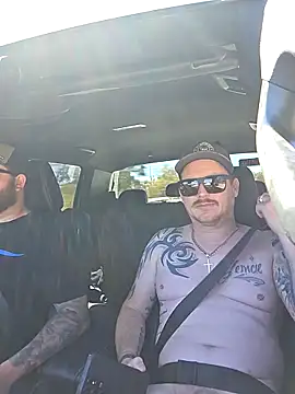 Snapshot of brokecountrylads chatting on 10-14-25, 01:50 brokecountrylads online show from 10-14-25, 01:50