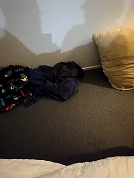 Snapshot of brokecountrylads chatting on 09-26-25, 06:31 brokecountrylads online show from 09-26-25, 06:31