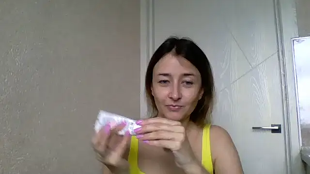 Avenique online show from 10-06-25, 11:22