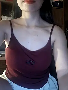 LazdyLy online show from 10-17-25, 04:09