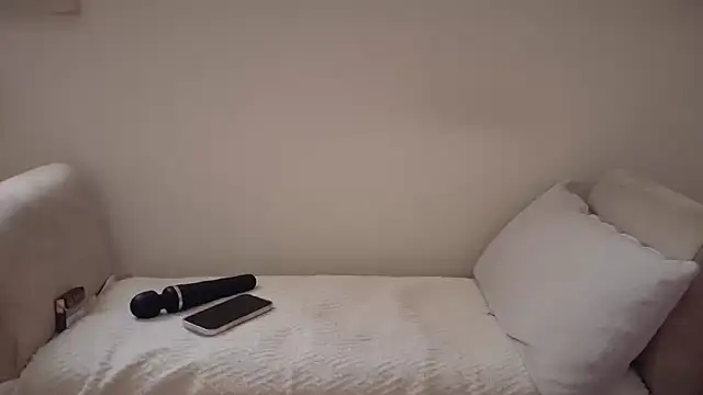 Petite36 online show from 04-29-26, 07:45