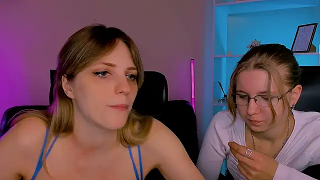 gloria bubble online show from 11-26-25, 10:15