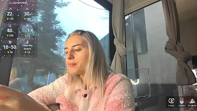 Ella Vee online show from 02-09-26, 06:22