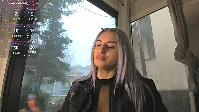 Ella Vee online show from 02-13-26, 06:46