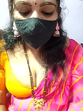 luci-queen online show from 10-15-25, 08:11