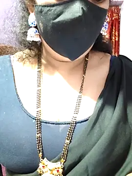 luci-queen online show from 10-05-25, 03:03