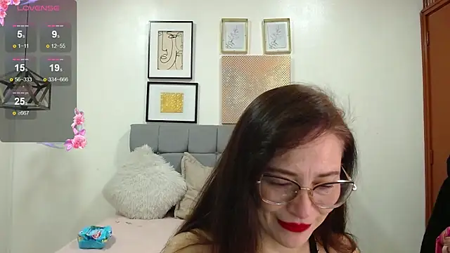  naomi s online show from 05-19-26, 01:40