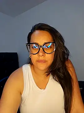 Nicoleefaith  online show from 03-15-26, 08:38