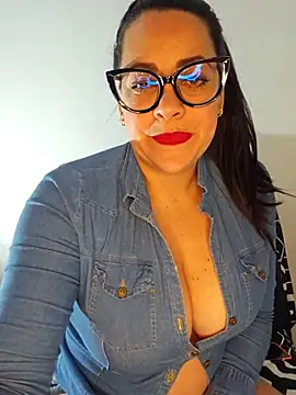 Nicoleefaith  online show from 11-07-25, 12:15