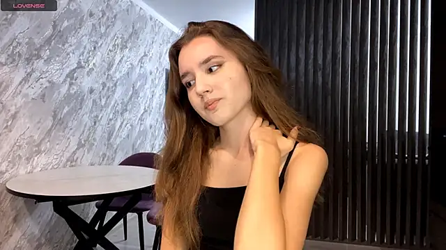 Anna Dominator online show from 10-14-25, 05:35