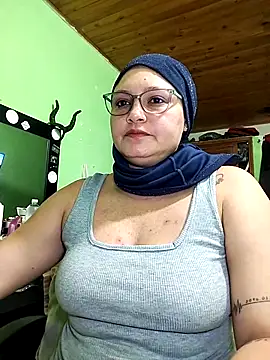 Snapshot of zulaija_masih chatting on 09-23-25, 01:23 zulaija masih online show from 09-23-25, 01:23