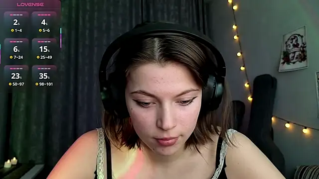 CutieAnny online show from 02-04-26, 08:42