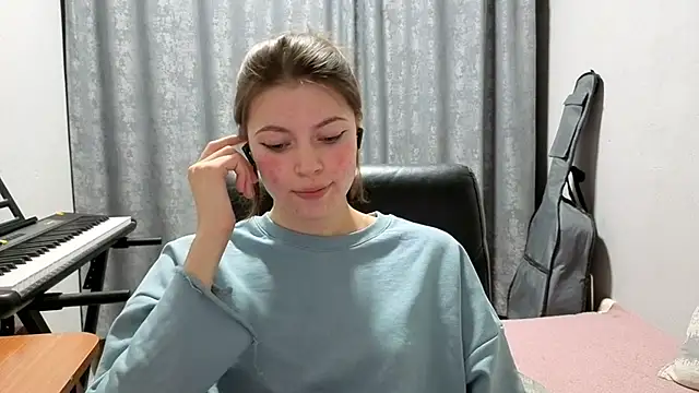 CutieAnny online show from 06-01-26, 11:04
